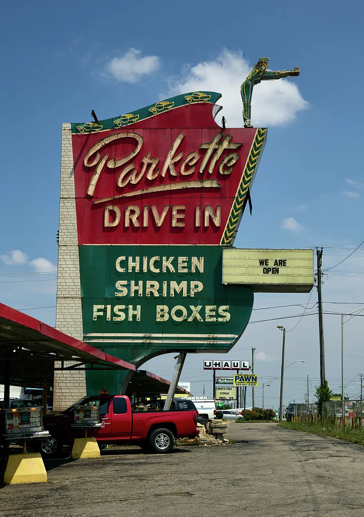 He Missed His Bus Stop and Accidentally Built a Fast Food Empire